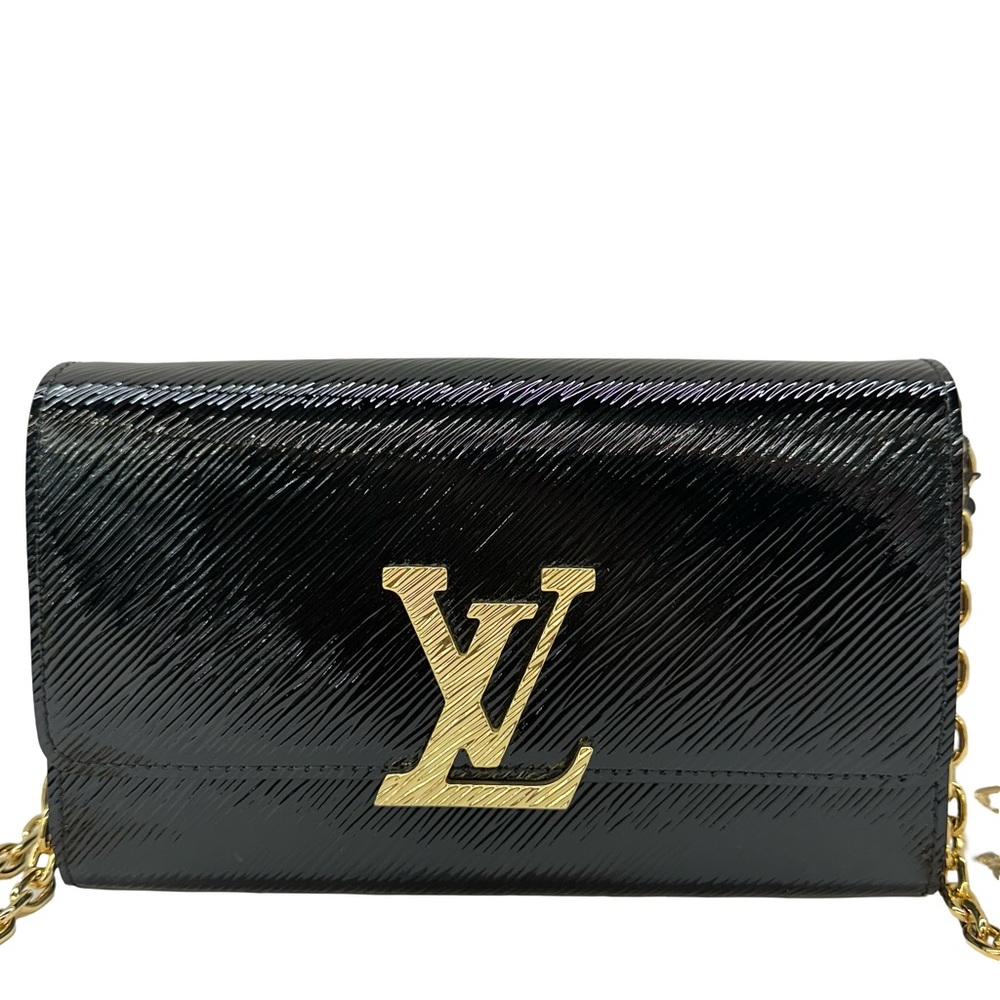 Louis Vuitton Pochette Louise
